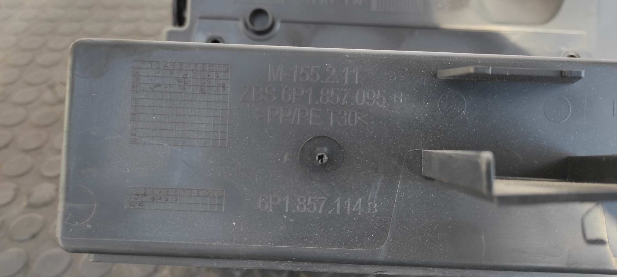 GUANTERA SEAT IBIZA SC (6P5) - vista 6