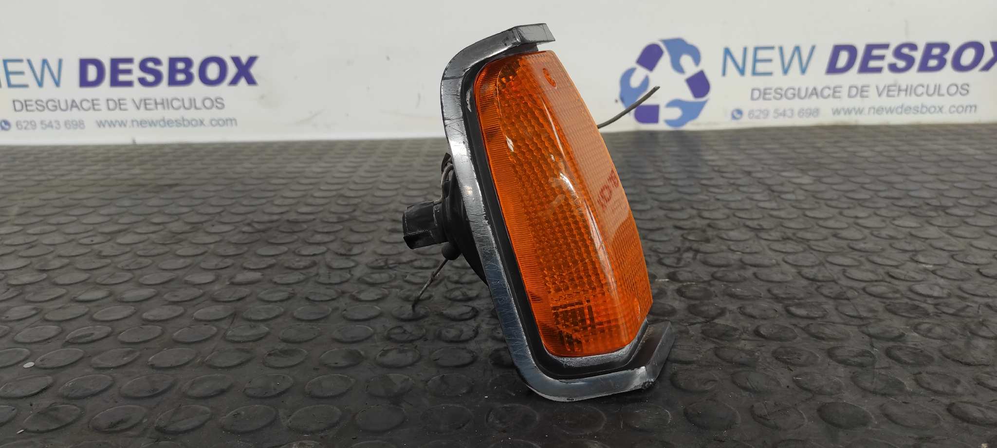 PILOTO DELANTERO DERECHO RENAULT 14 - vista 3