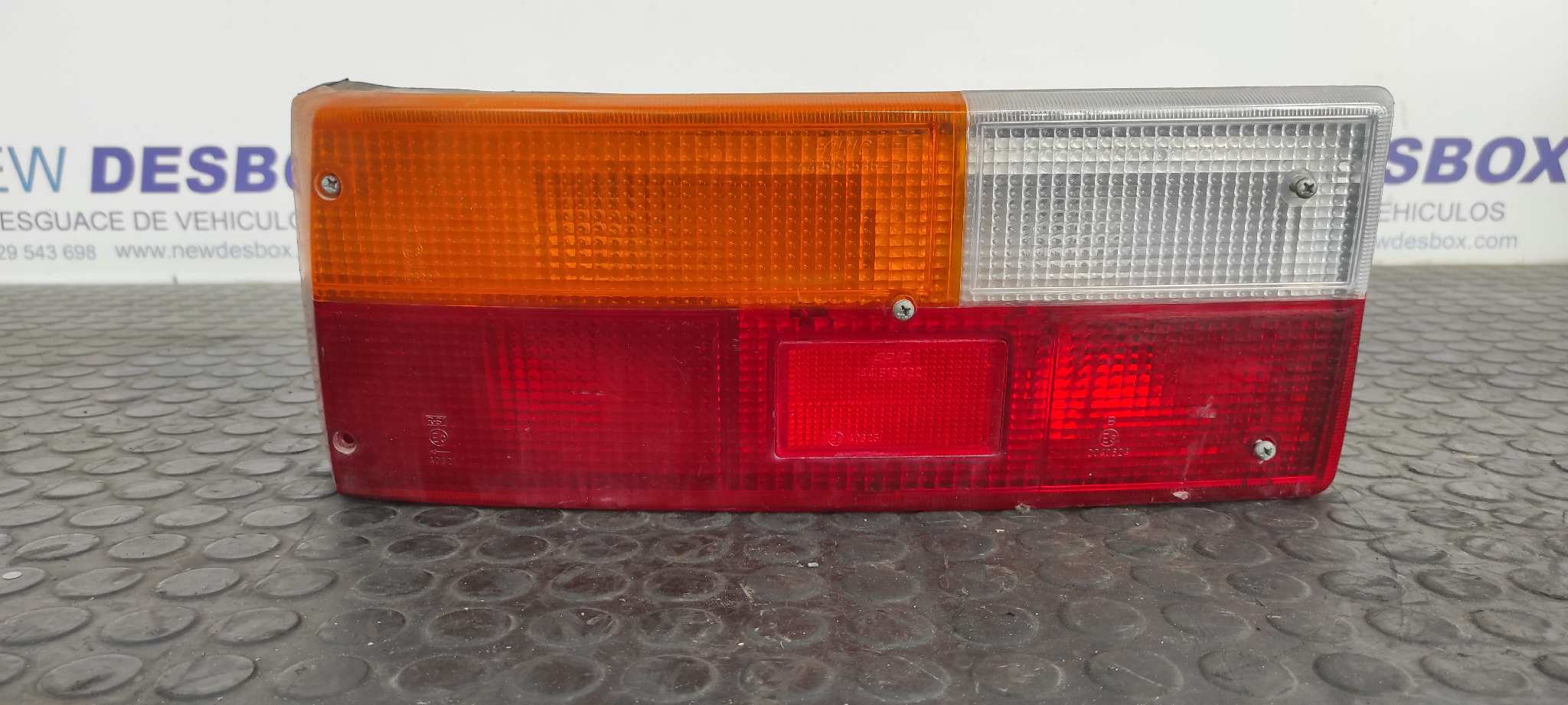 PILOTO TRASERO IZQUIERDO RENAULT 14