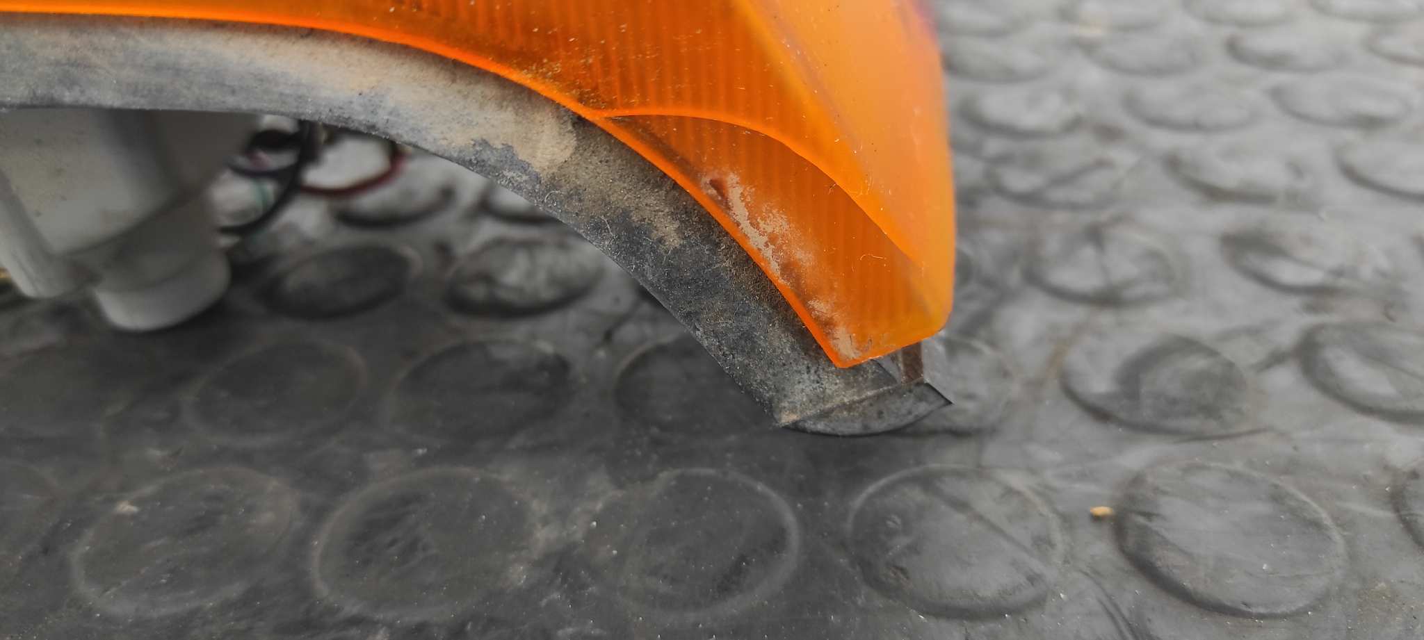 PILOTO TRASERO IZQUIERDO RENAULT 14 - vista 3