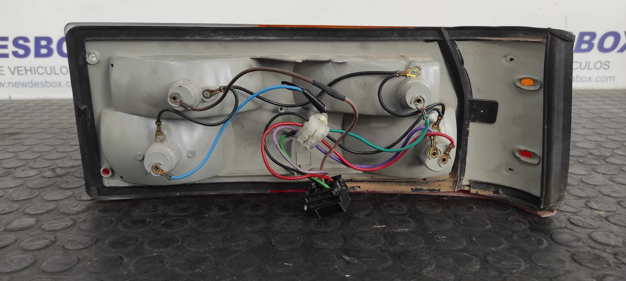 PILOTO TRASERO IZQUIERDO RENAULT 14 - vista 4