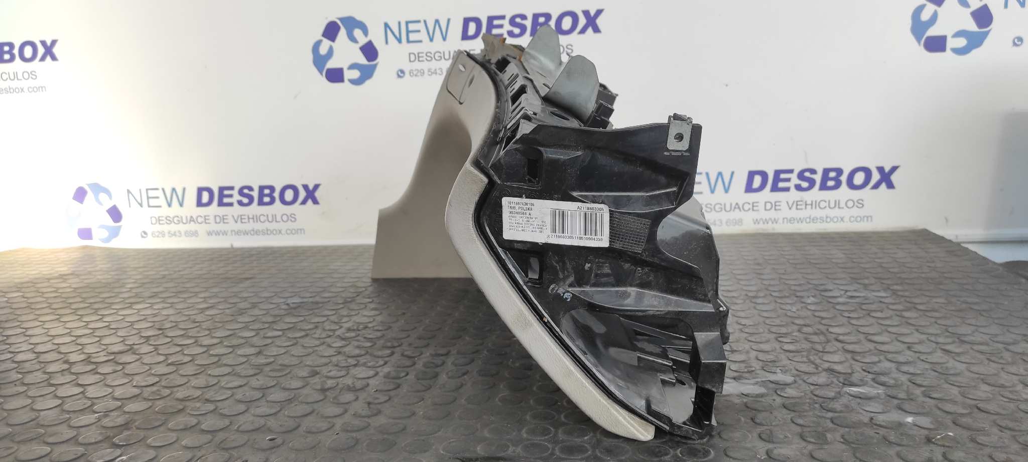 GUANTERA MERCEDES-BENZ CLASE E (W211) BERLINA - vista 11