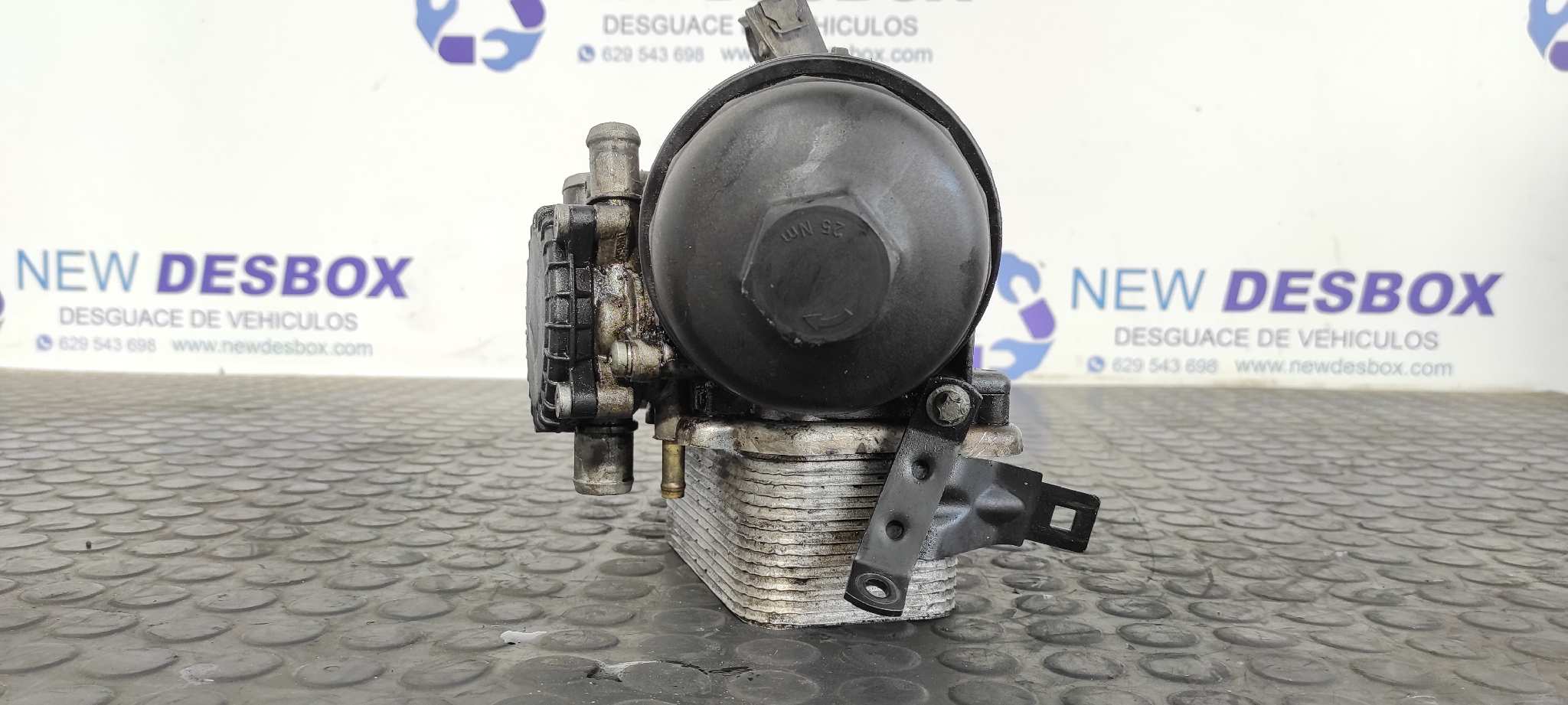 SOPORTE FILTRO ACEITE MERCEDES CLASE G (W463) - vista 5