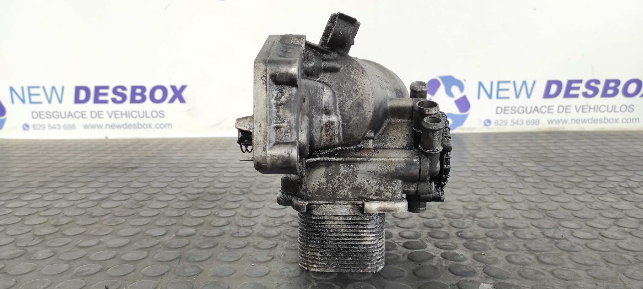 SOPORTE FILTRO ACEITE MERCEDES CLASE G (W463) - vista 3