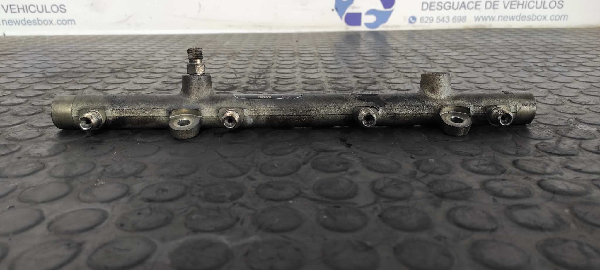 RAMPA INYECTORA MERCEDES CLASE G (W463) - vista 3