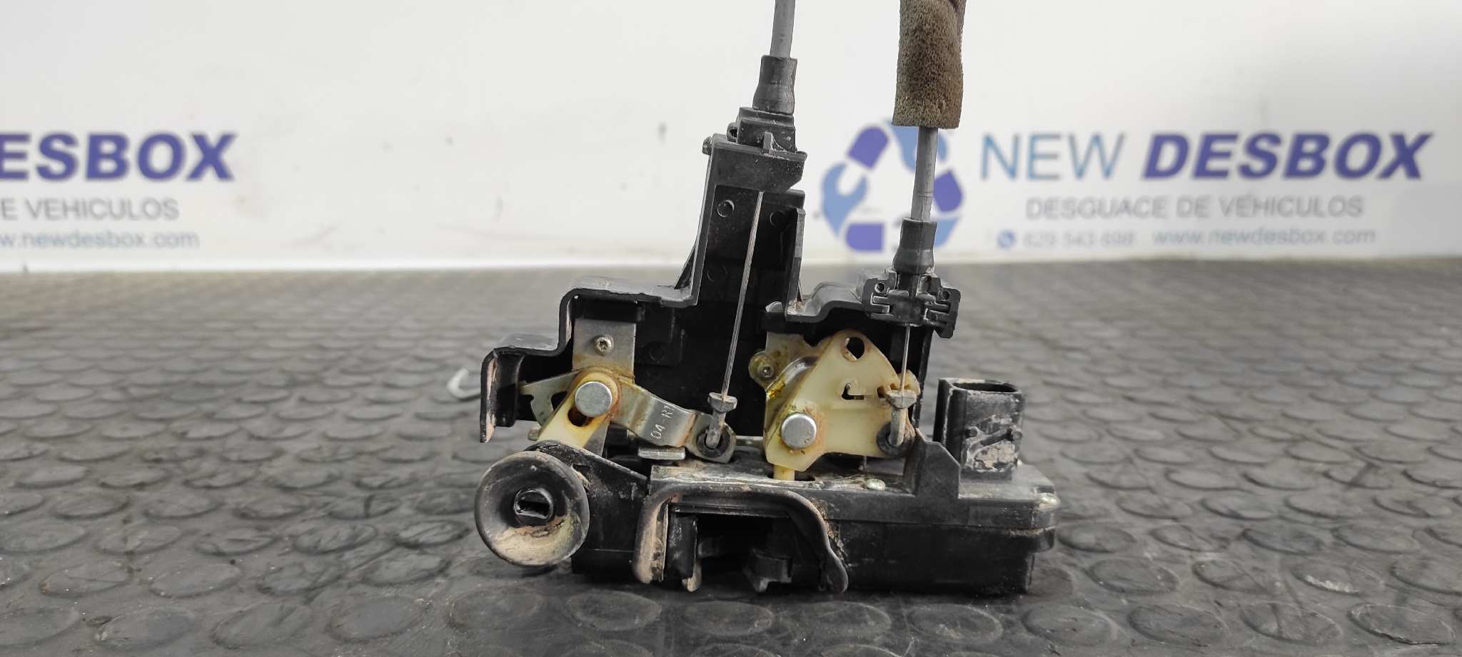 CERRADURA PUERTA TRASERA DERECHA CHEVROLET CAPTIVA - vista 2