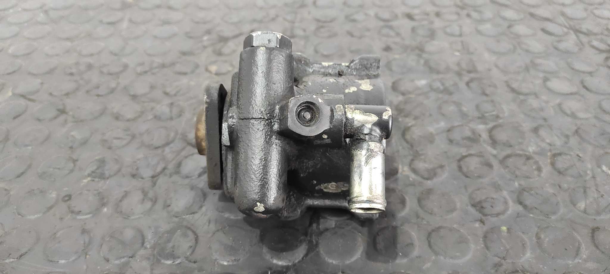 BOMBA DIRECCION FORD SCORPIO BERL./TURNIER - vista 3