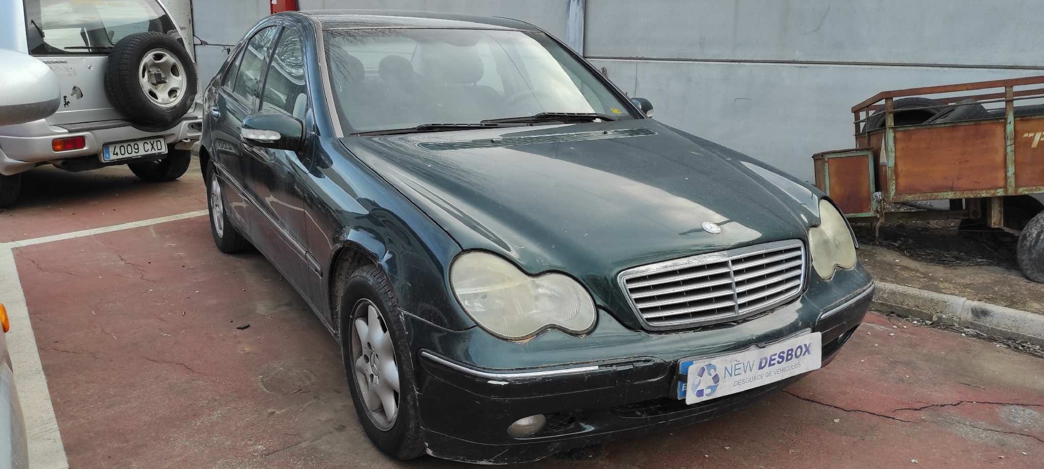 FARO ANTINIEBLA IZQUIERDO MERCEDES-BENZ CLASE C (W203) BERLINA - vista 8