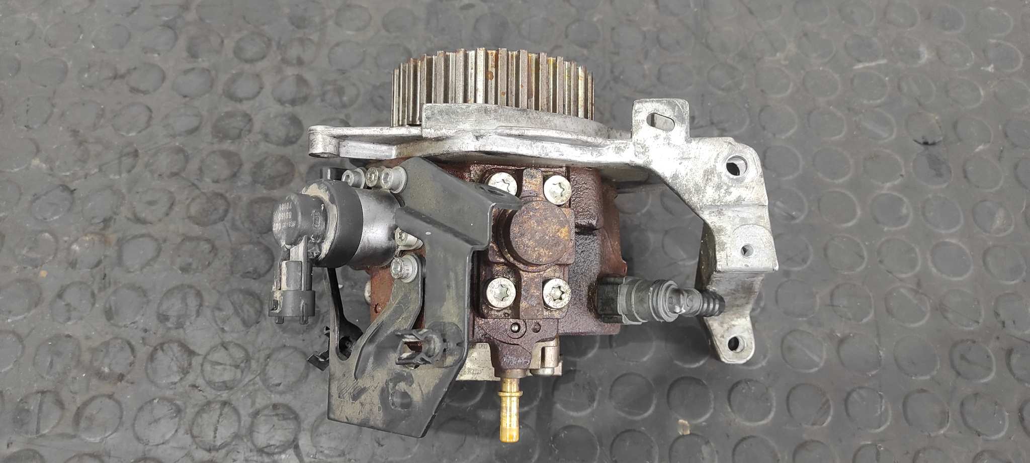 BOMBA INYECCION CITROEN C4 PICASSO - vista 4