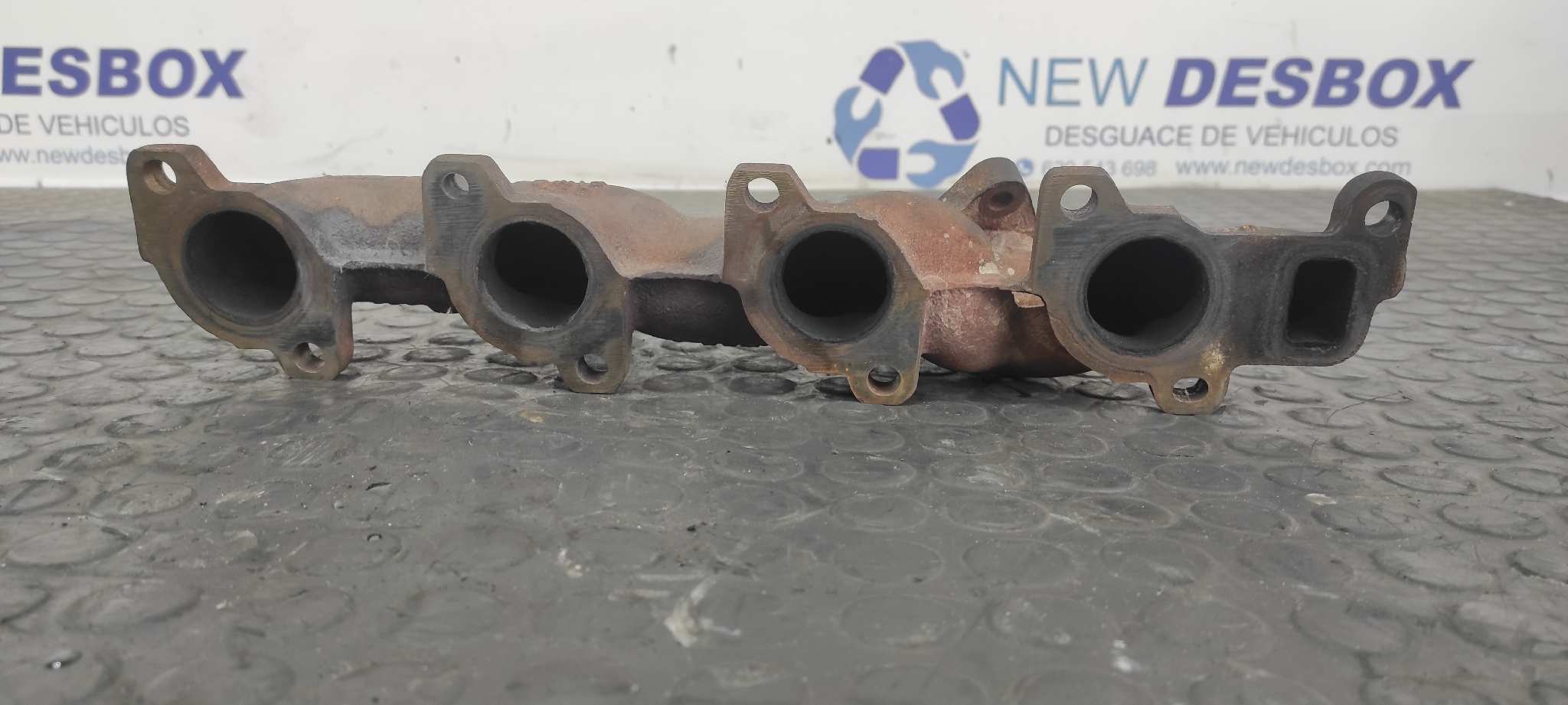 COLECTOR ESCAPE MERCEDES CLASE G (W463) - vista 5