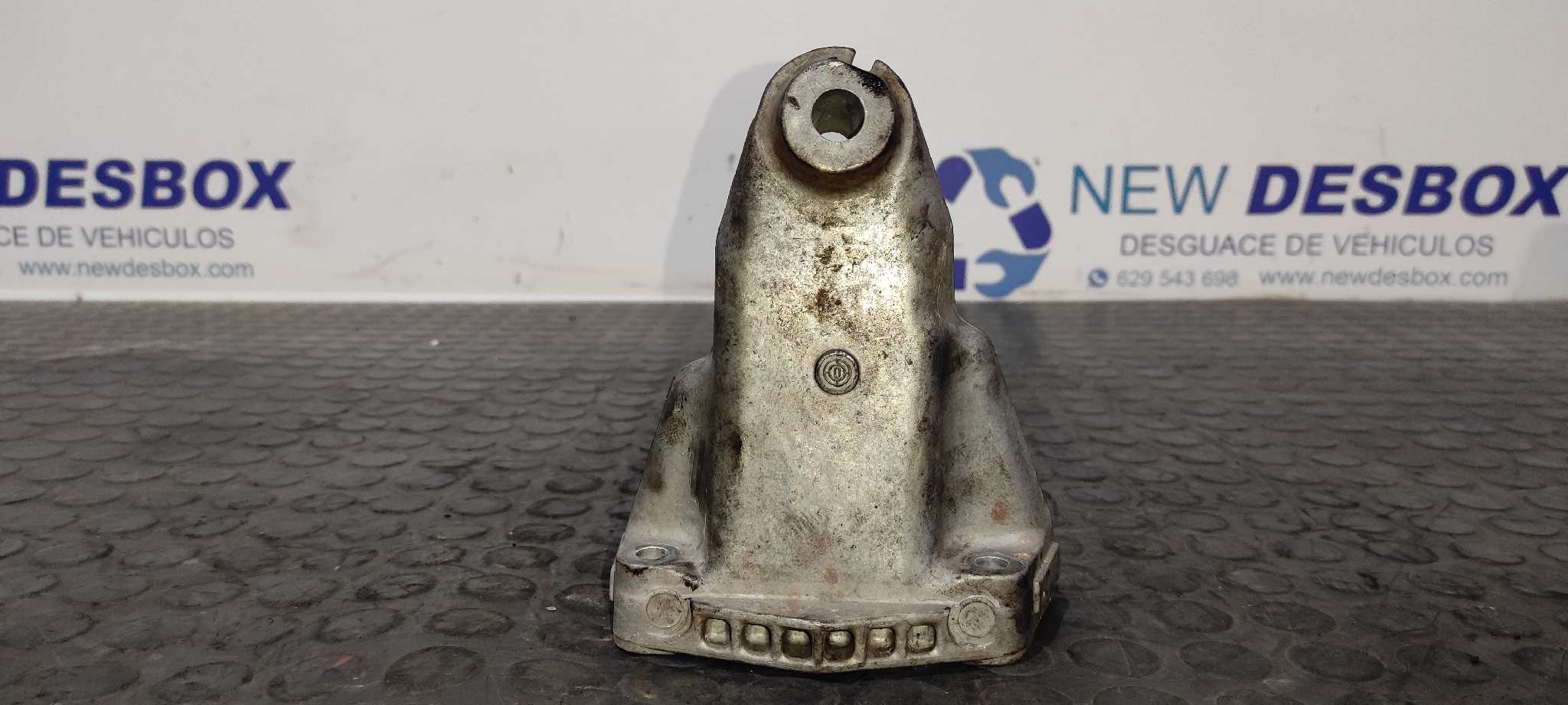 SOPORTE MOTOR MERCEDES CLASE G (W463) - vista 3