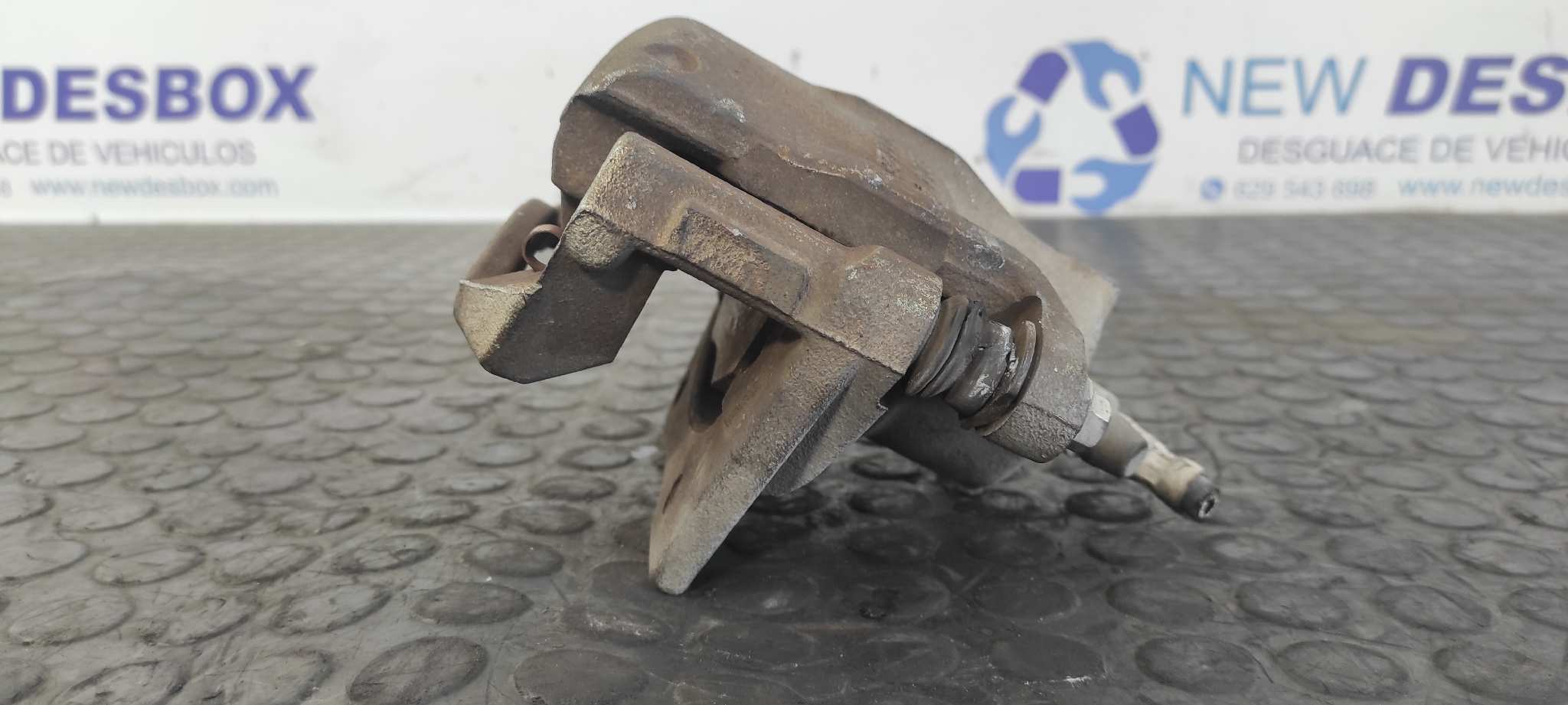 PINZA DE FRENO DELANTERA IZQUIERDA FORD MONDEO BERLINA (GE) - vista 4