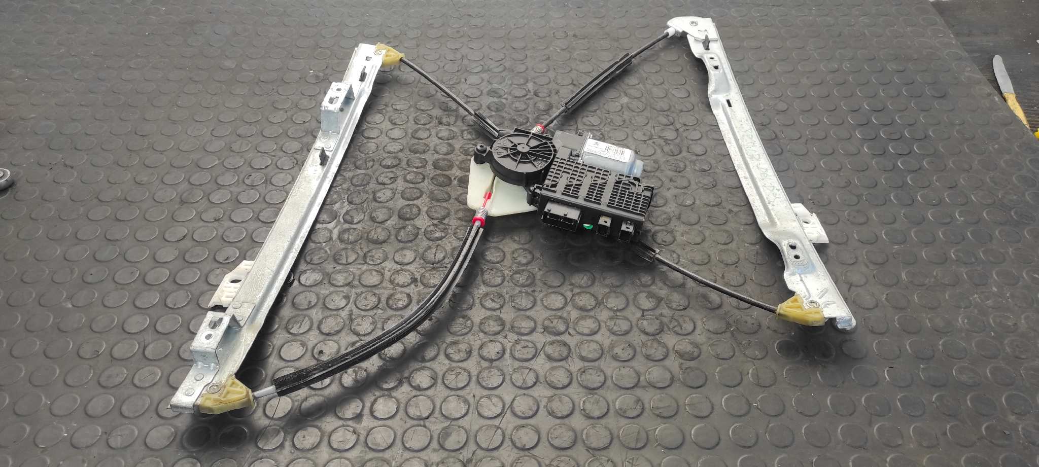 ELEVALUNAS DELANTERO DERECHO CITROEN C4 GRAND PICASSO