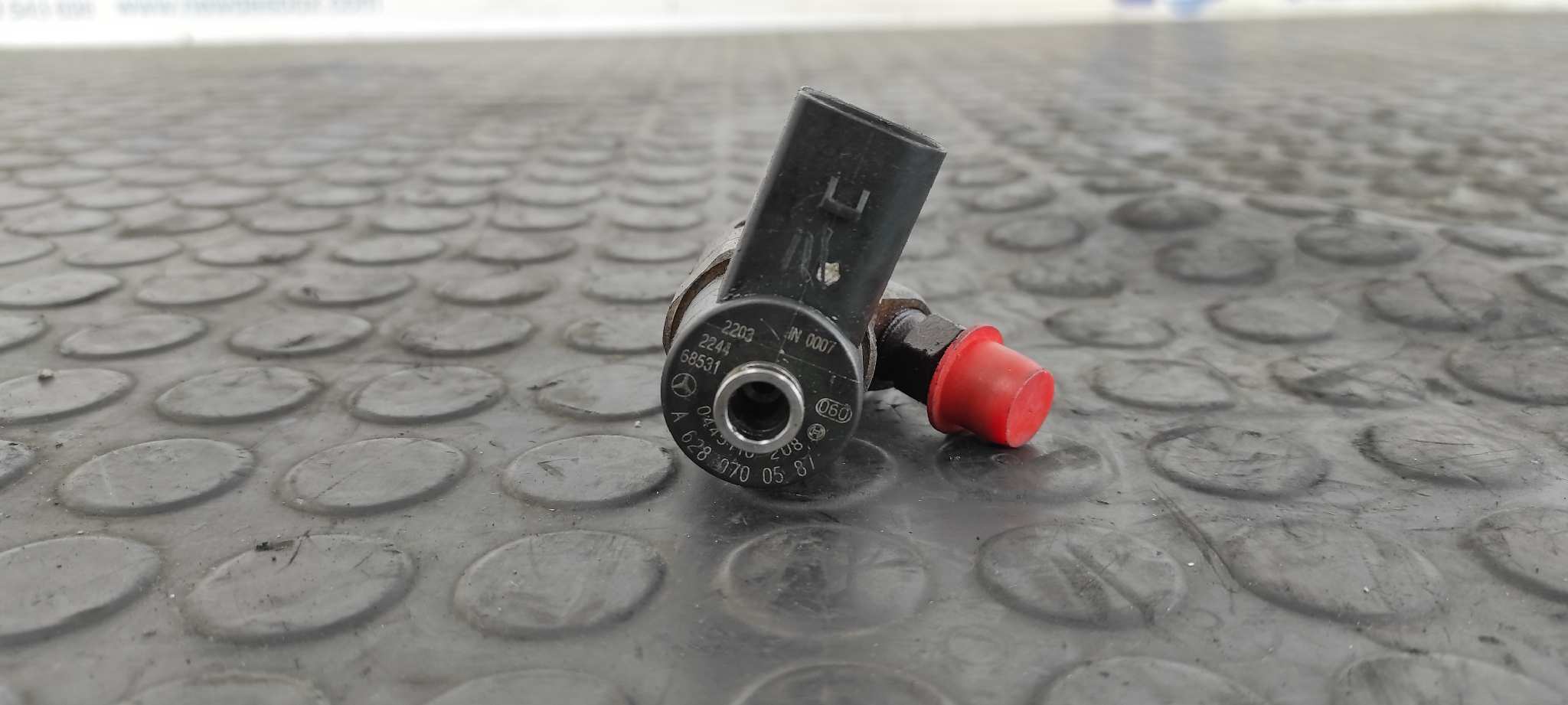 INYECTOR MERCEDES-BENZ CLASE G (W463) - vista 4