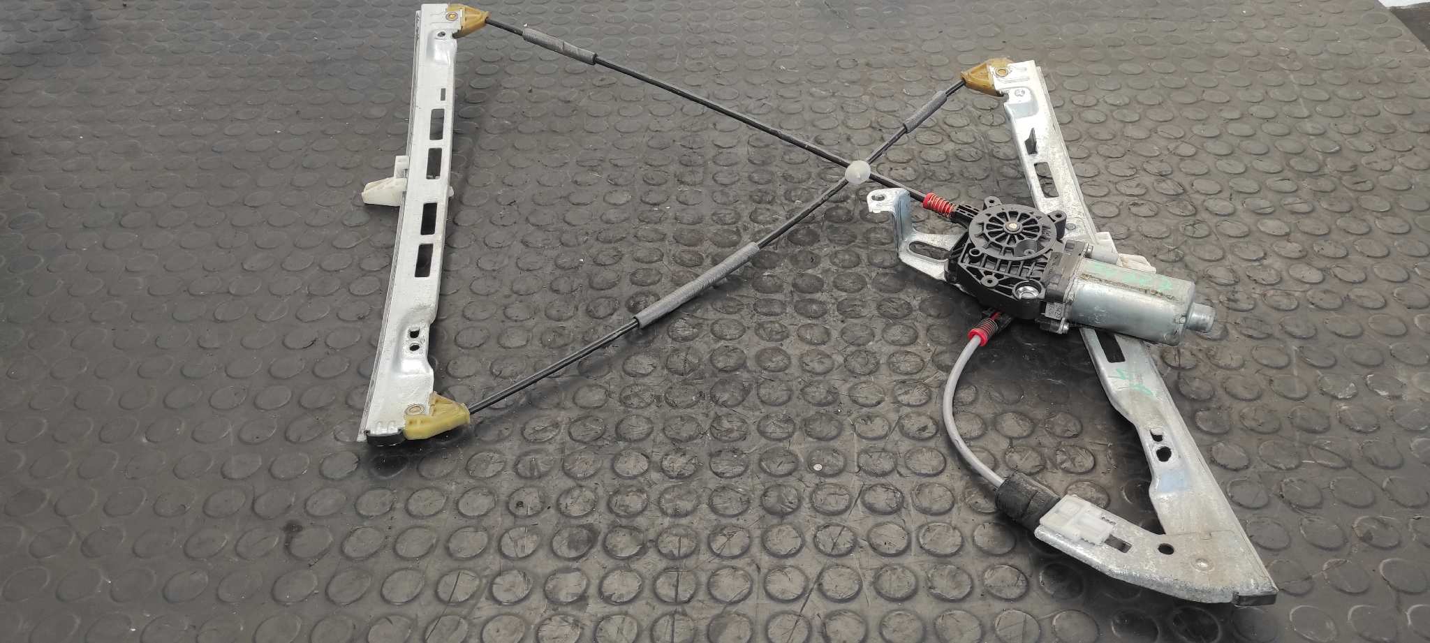 ELEVALUNAS DELANTERO IZQUIERDO PEUGEOT 206 BERLINA