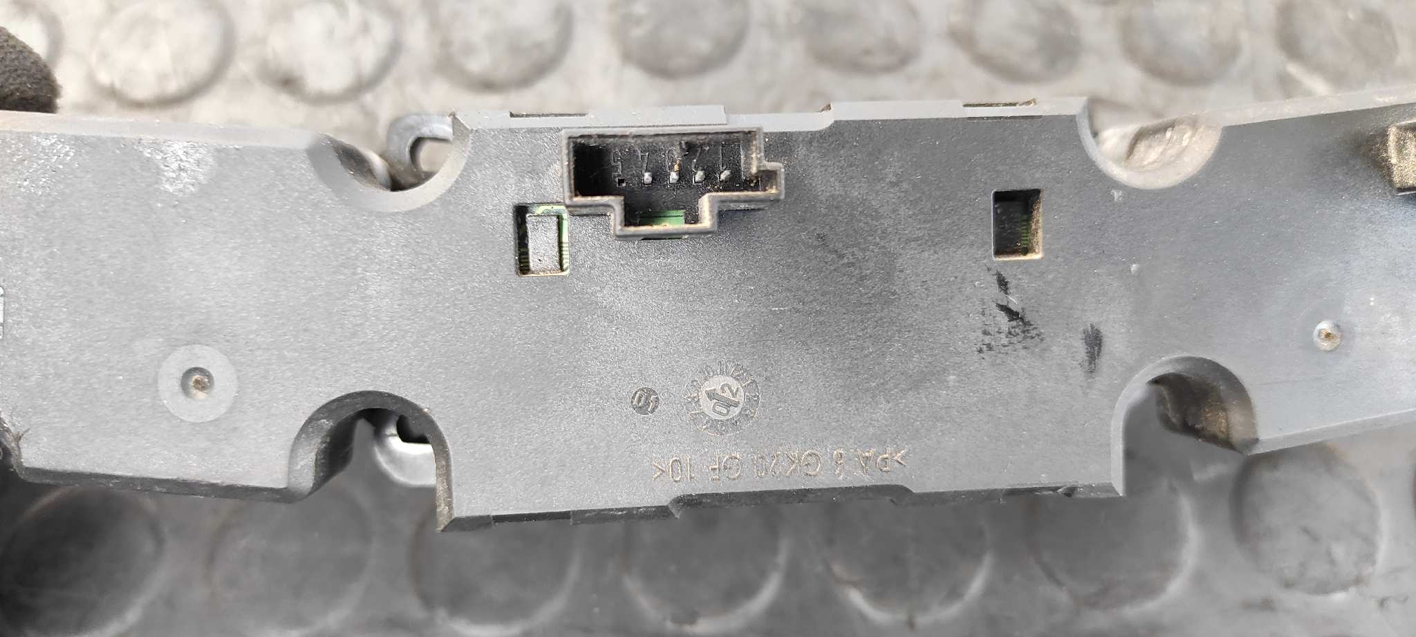 WARNING MERCEDES-BENZ CLASE S (W220) BERLINA - vista 3