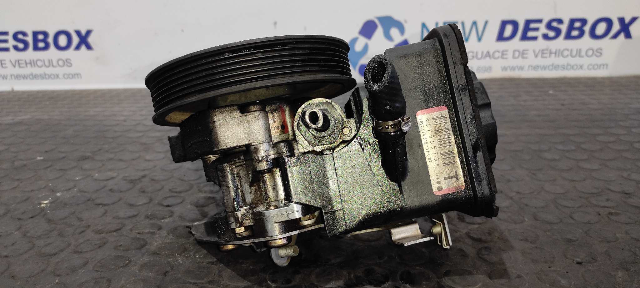 BOMBA DIRECCION BMW SERIE 3 COMPACT (E46) - vista 2