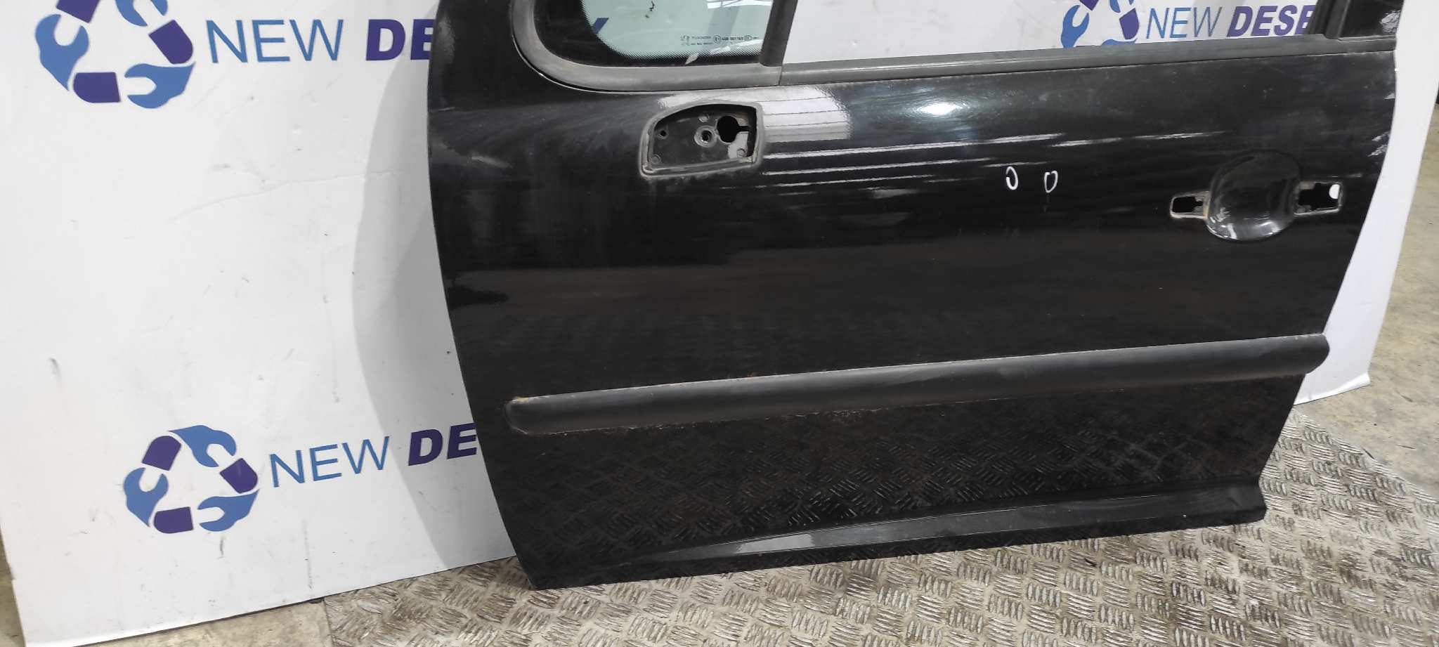 PUERTA DELANTERA IZQUIERDA PEUGEOT 207 - vista 2