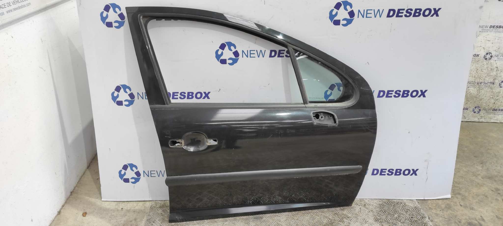 PUERTA DELANTERA DERECHA PEUGEOT 207