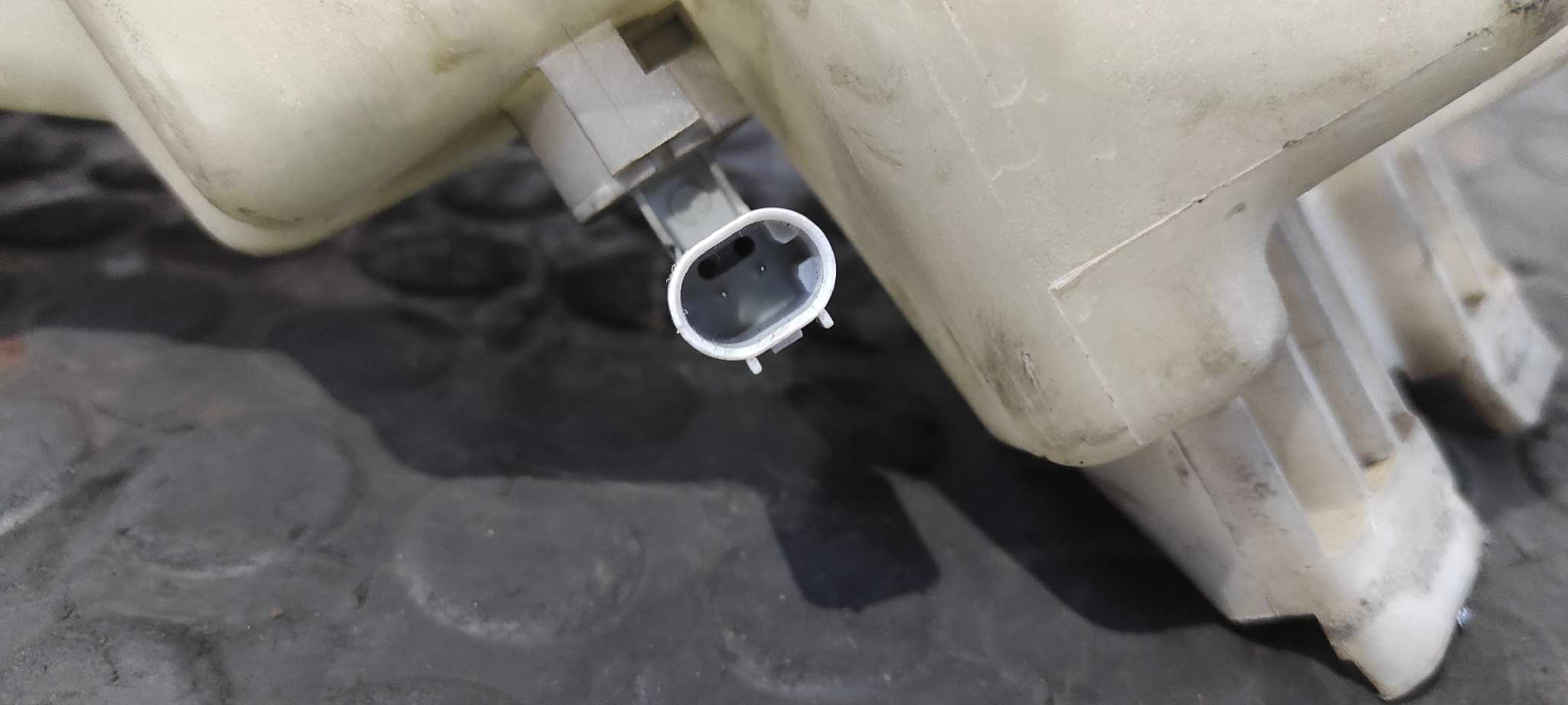 DEPOSITO LIMPIA BMW SERIE 3 COMPACT (E46) - vista 5