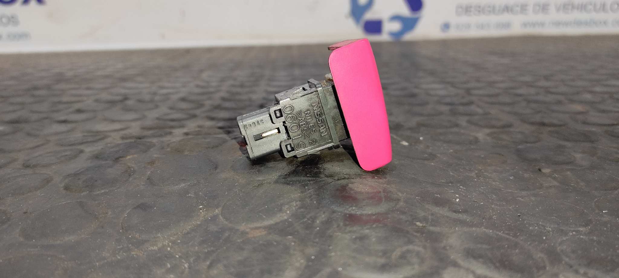 WARNING NISSAN CABSTAR - vista 2