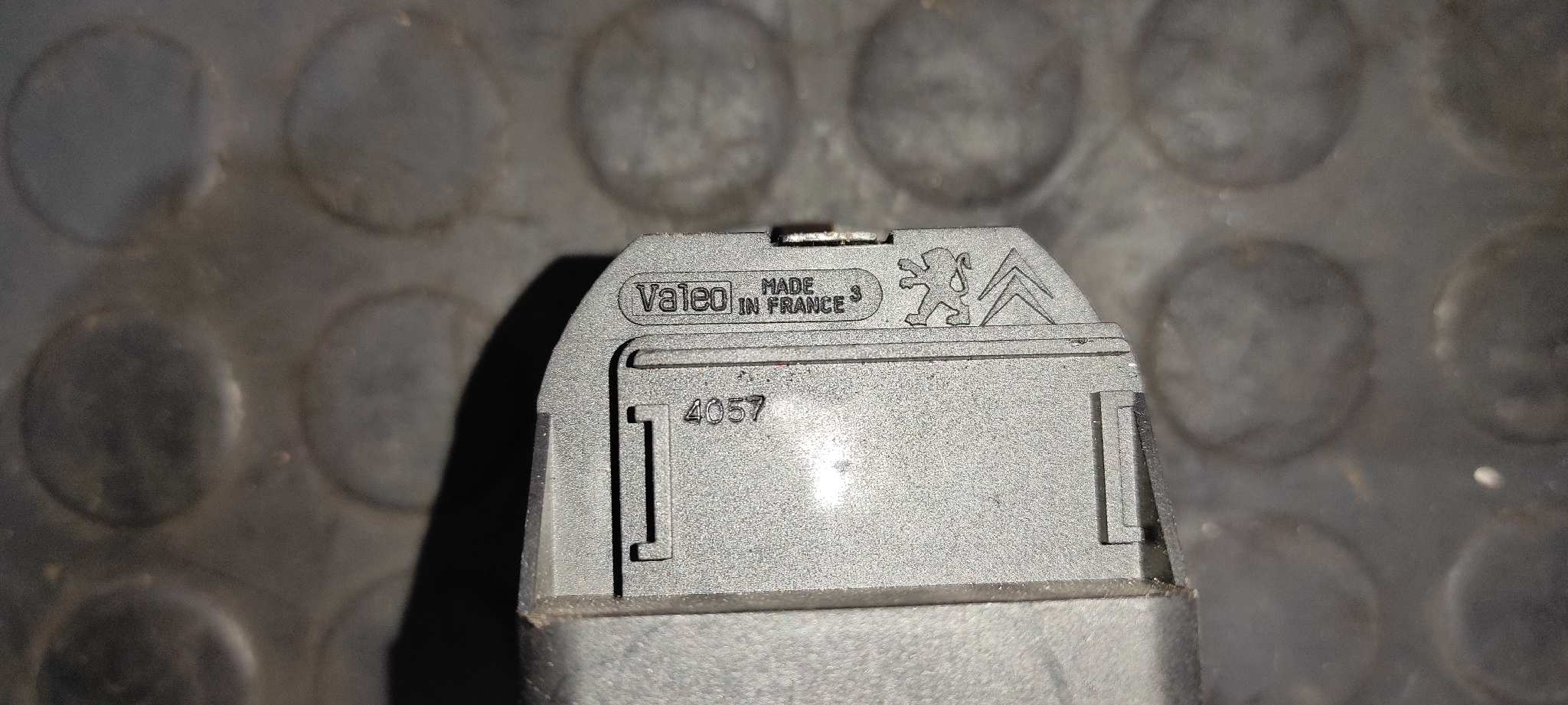 MANDO ELEVALUNAS DELANTERO IZQUIERDO PEUGEOT 206 BERLINA - vista 5