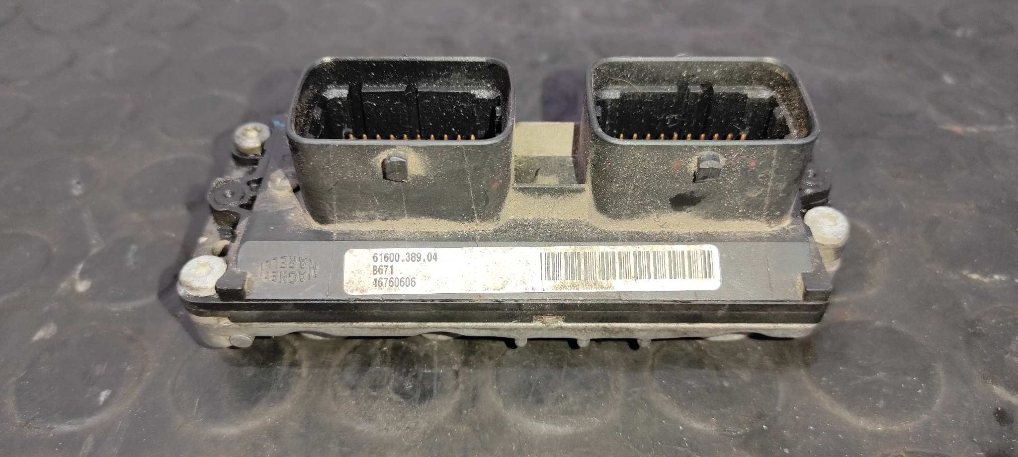 CENTRALITA MOTOR UCE FIAT PUNTO BERLINA (188) - vista 4