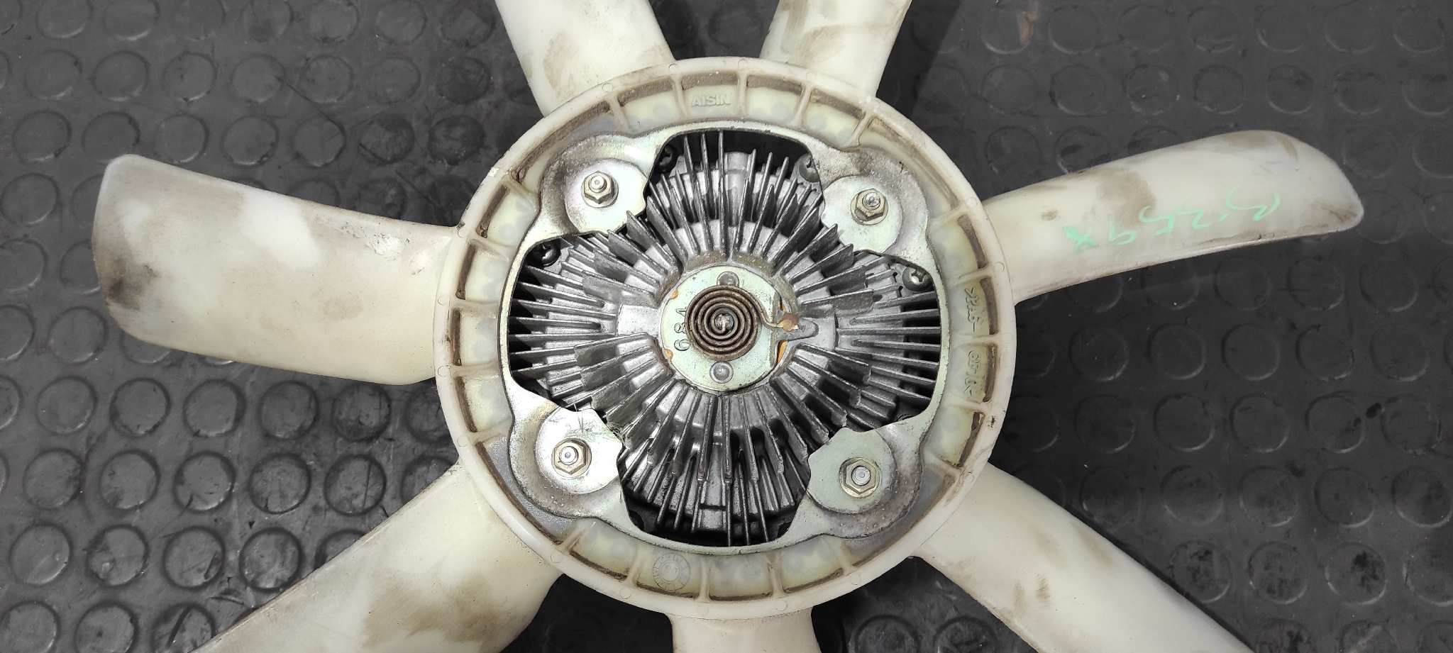 VENTILADOR VISCOSO MOTOR NISSAN CABSTAR - vista 5