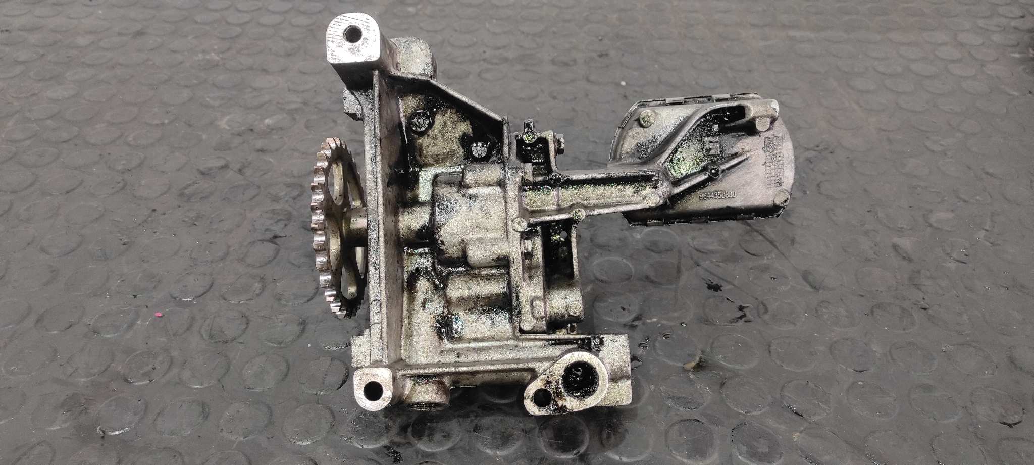 BOMBA ACEITE CITROEN C4 GRAND PICASSO - vista 3