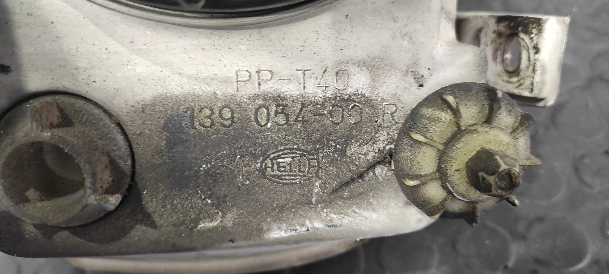 FARO DERECHO VOLKSWAGEN VENTO (1H2) - vista 2