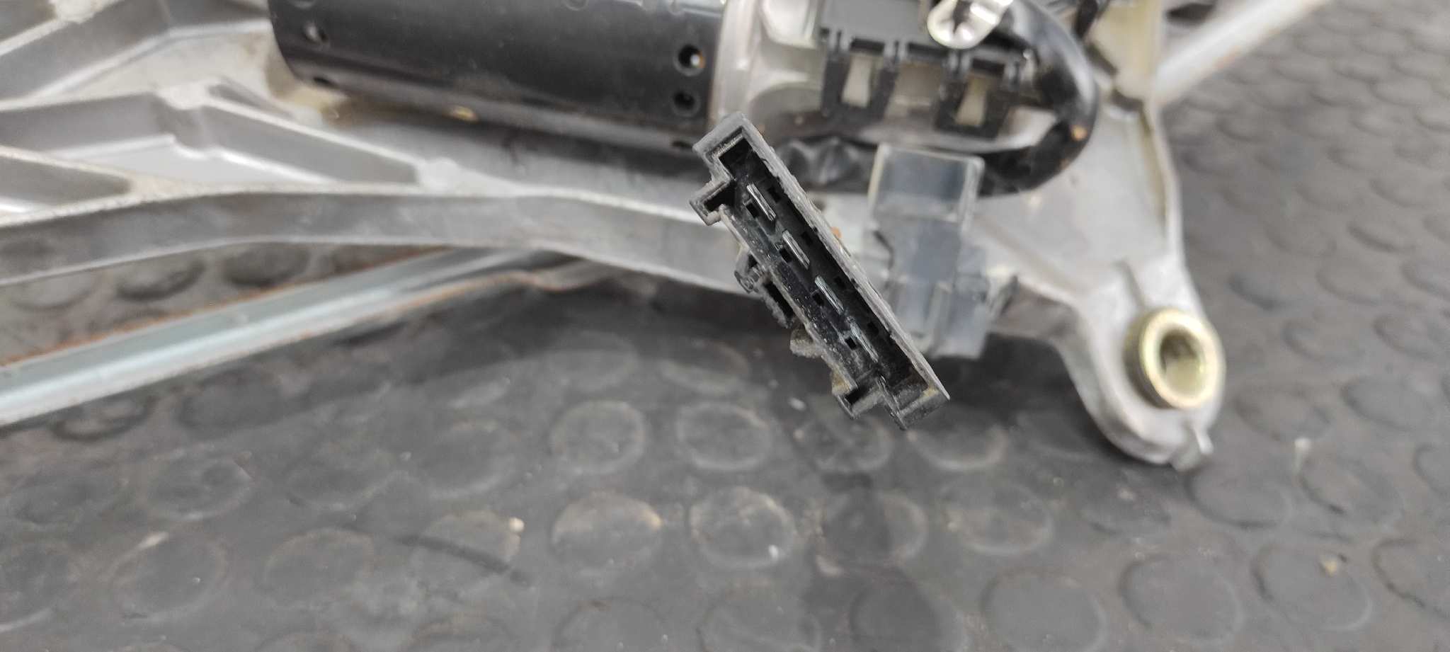 MOTOR LIMPIA DELANTERO MERCEDES-BENZ CLASE S (W220) BERLINA - vista 4