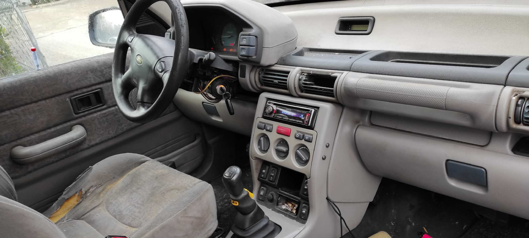 REJILLA DELANTERA LAND ROVER FREELANDER (LN) - vista 2