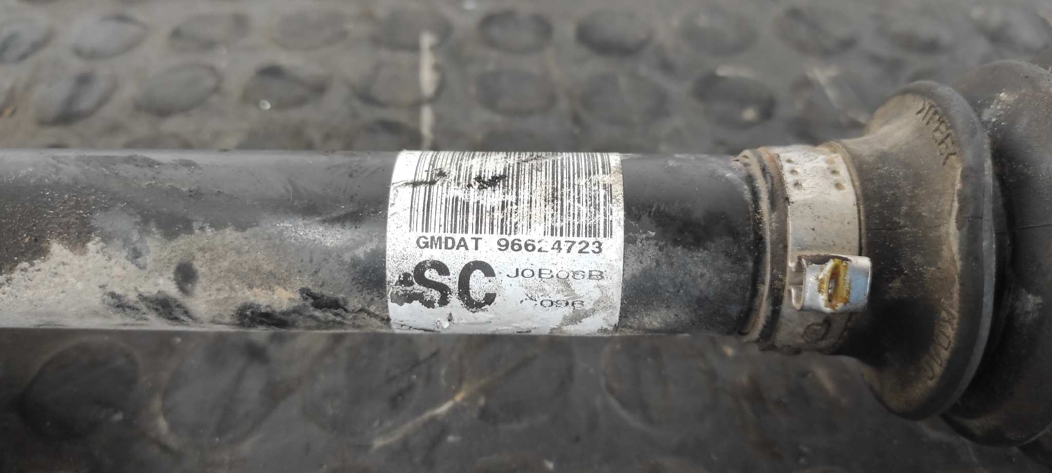 TRANSMISION DELANTERA IZQUIERDA CHEVROLET CAPTIVA - vista 3