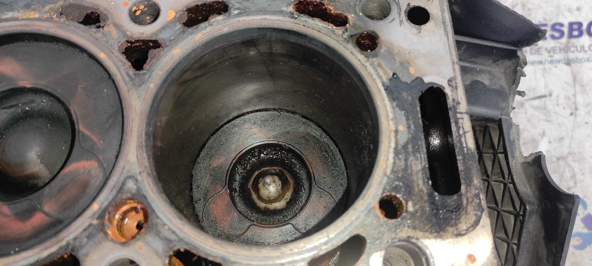 BLOQUE PEUGEOT 407 - vista 3