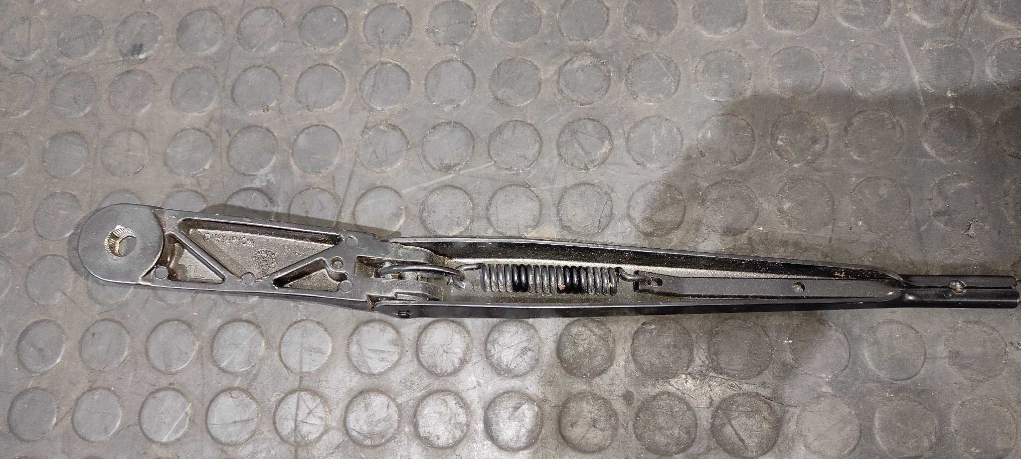 BRAZO LIMPIA DELANTERO DERECHO SEAT IBIZA SC (6P5) - vista 2