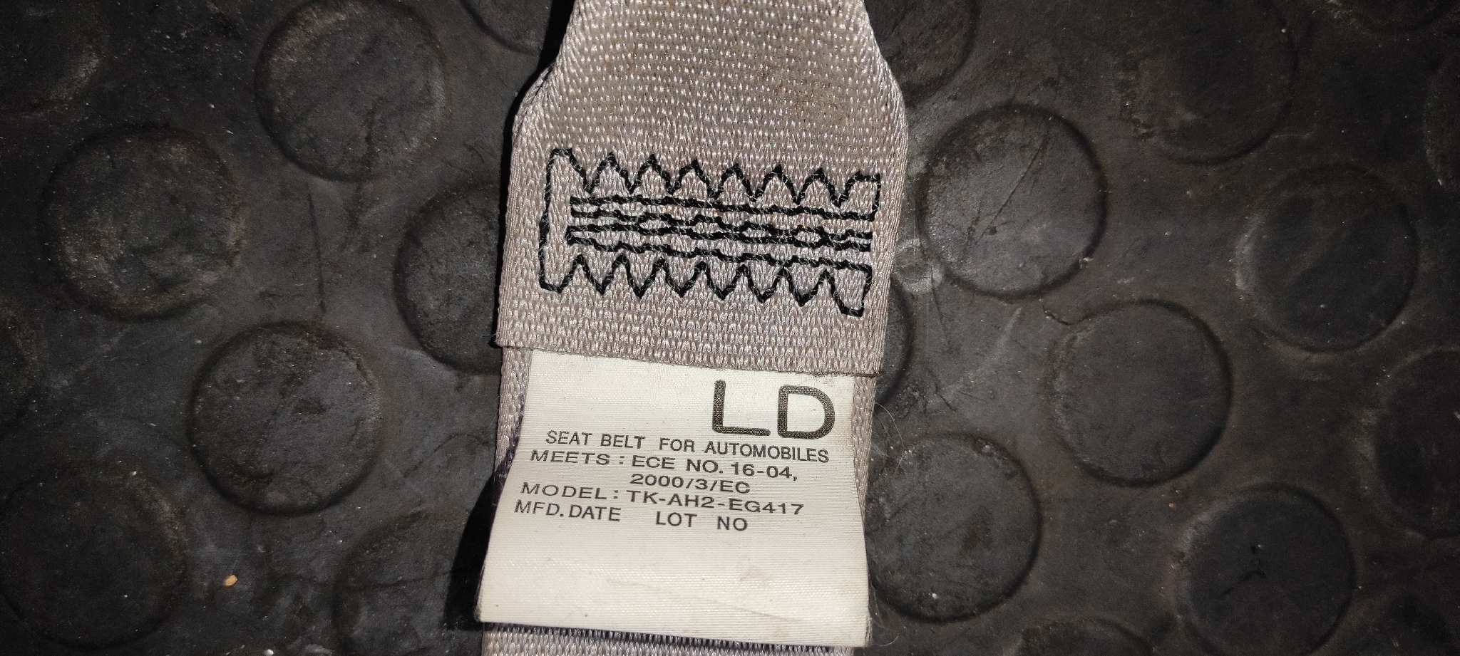 CINTURON DELANTERO IZQUIERDO NISSAN CABSTAR - vista 8