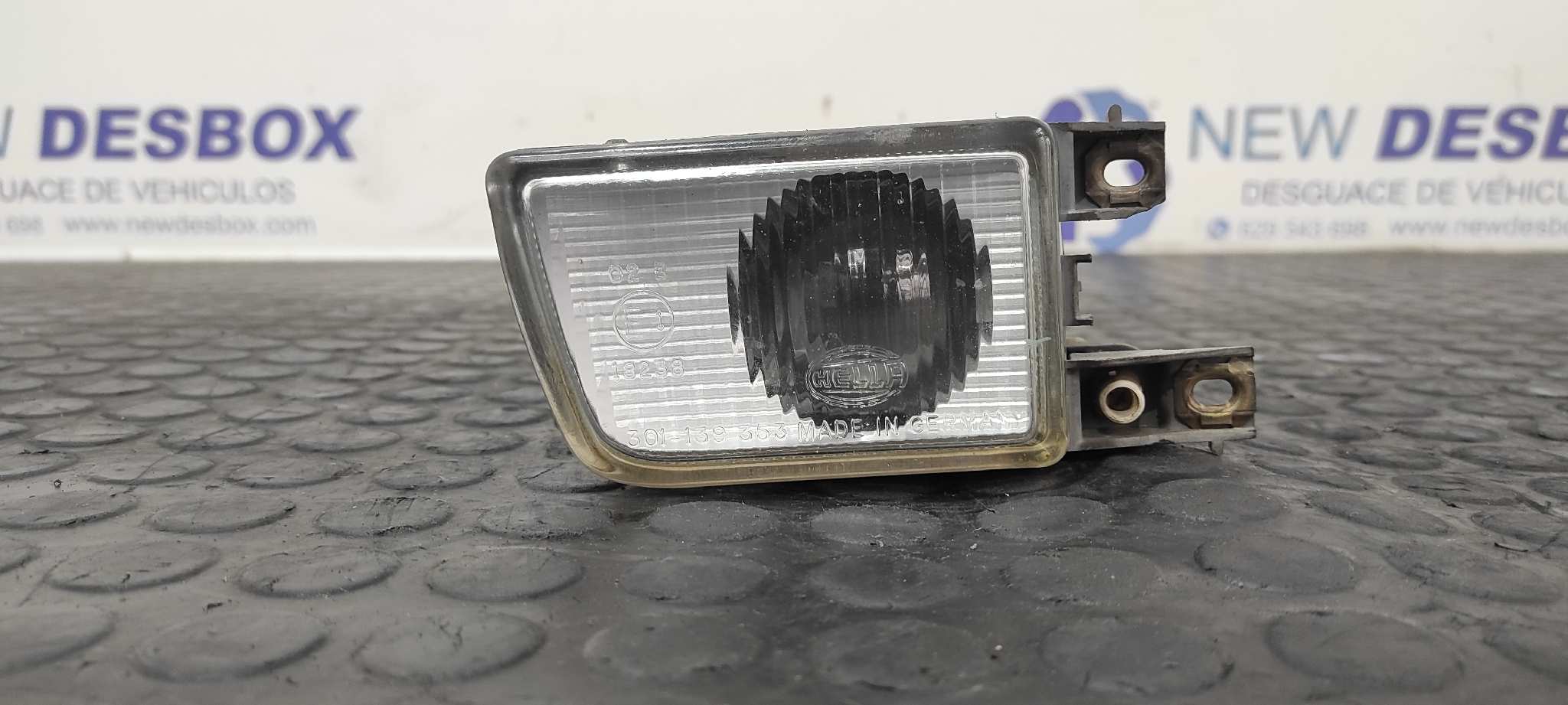 FARO ANTINIEBLA IZQUIERDO VOLKSWAGEN VENTO (1H2)