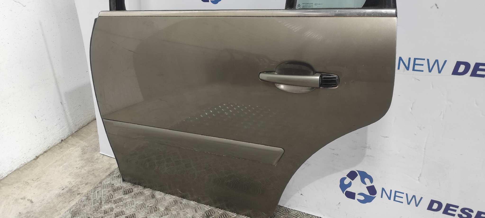 PUERTA TRASERA IZQUIERDA CITROEN C4 GRAND PICASSO - vista 3