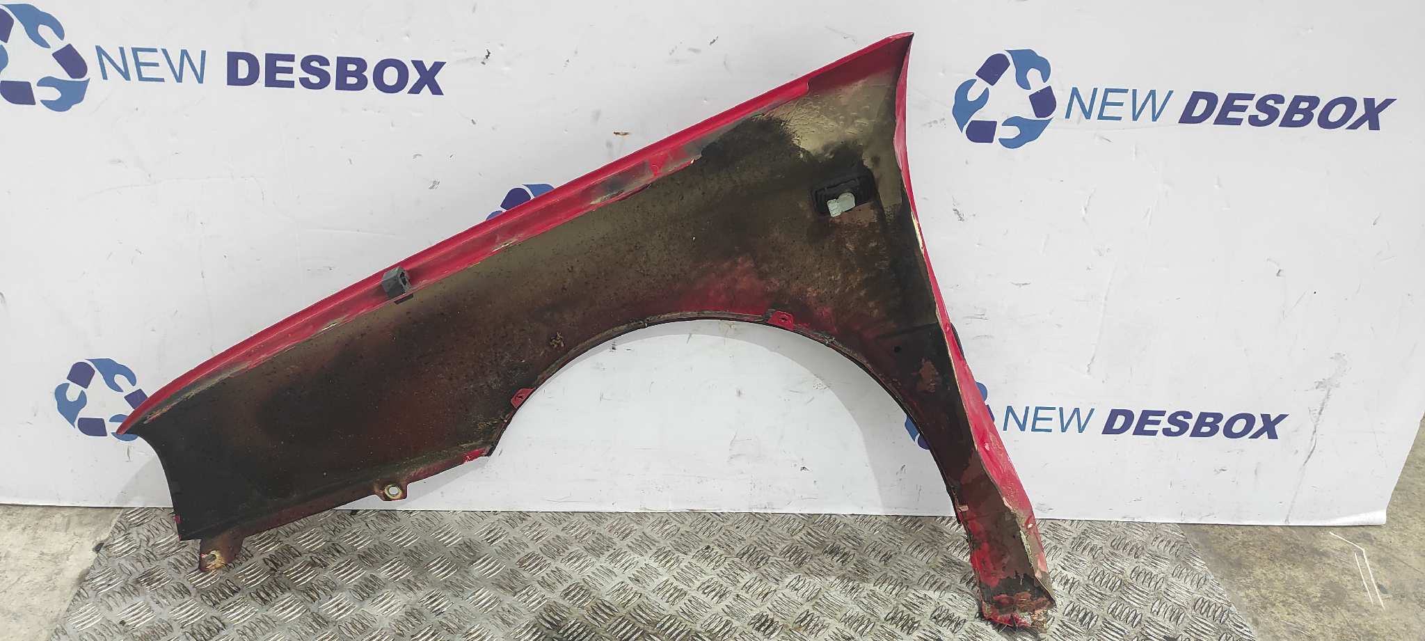 ALETA DELANTERA DERECHA VOLKSWAGEN VENTO (1H2) - vista 3