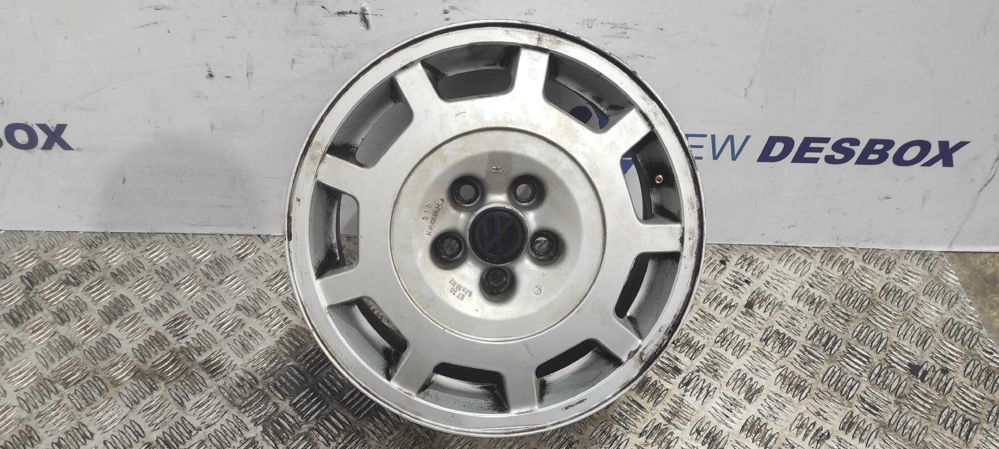 JUEGO LLANTAS VOLKSWAGEN VENTO (1H2) - vista 3