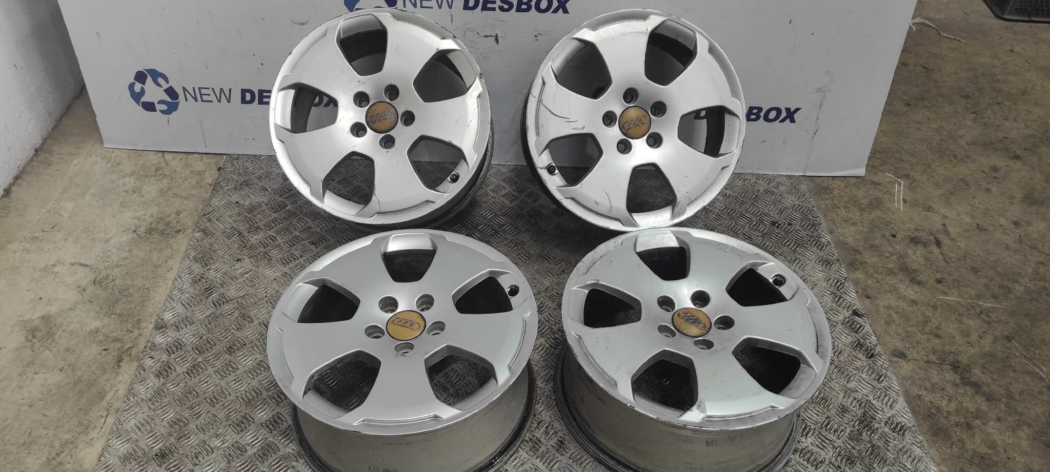 JUEGO LLANTAS AUDI A3 SPORTBACK (8P)