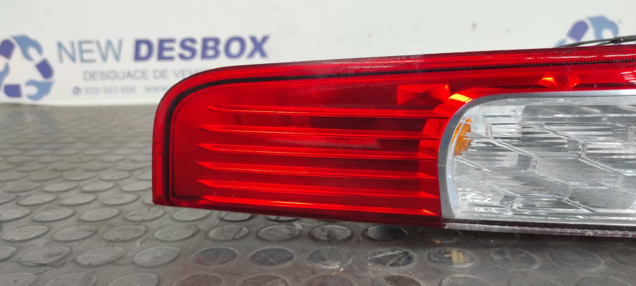 PILOTO TRASERO DERECHO FORD FOCUS LIM. (CB4) - vista 3