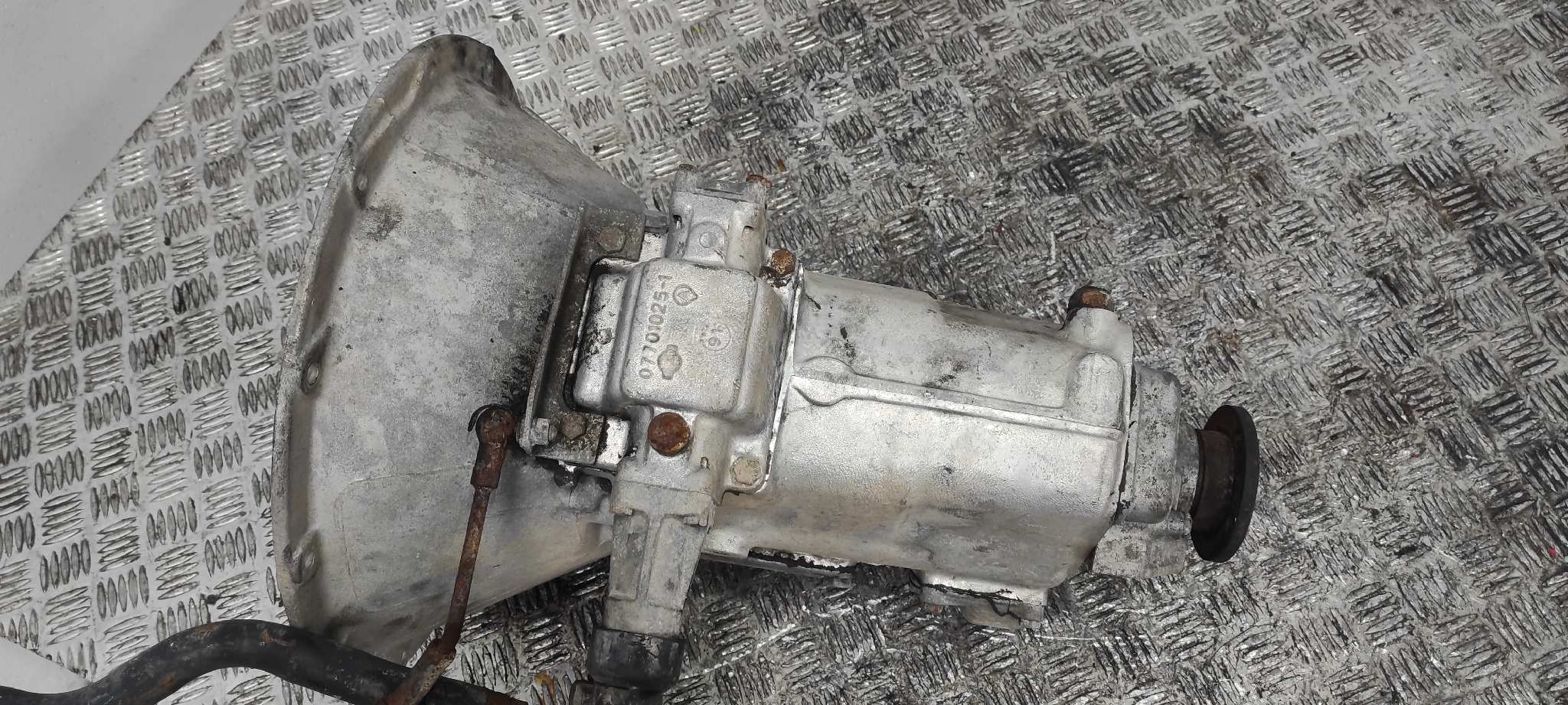 CAJA CAMBIOS NISSAN TRADE 3.0 - vista 7