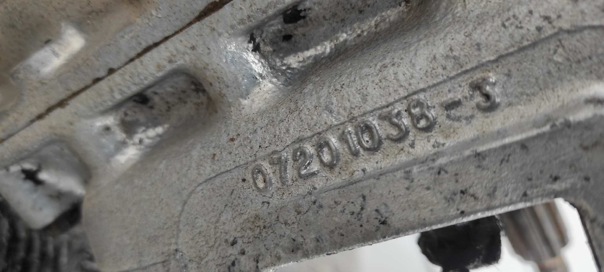 CAJA CAMBIOS NISSAN TRADE 2.8 - vista 4