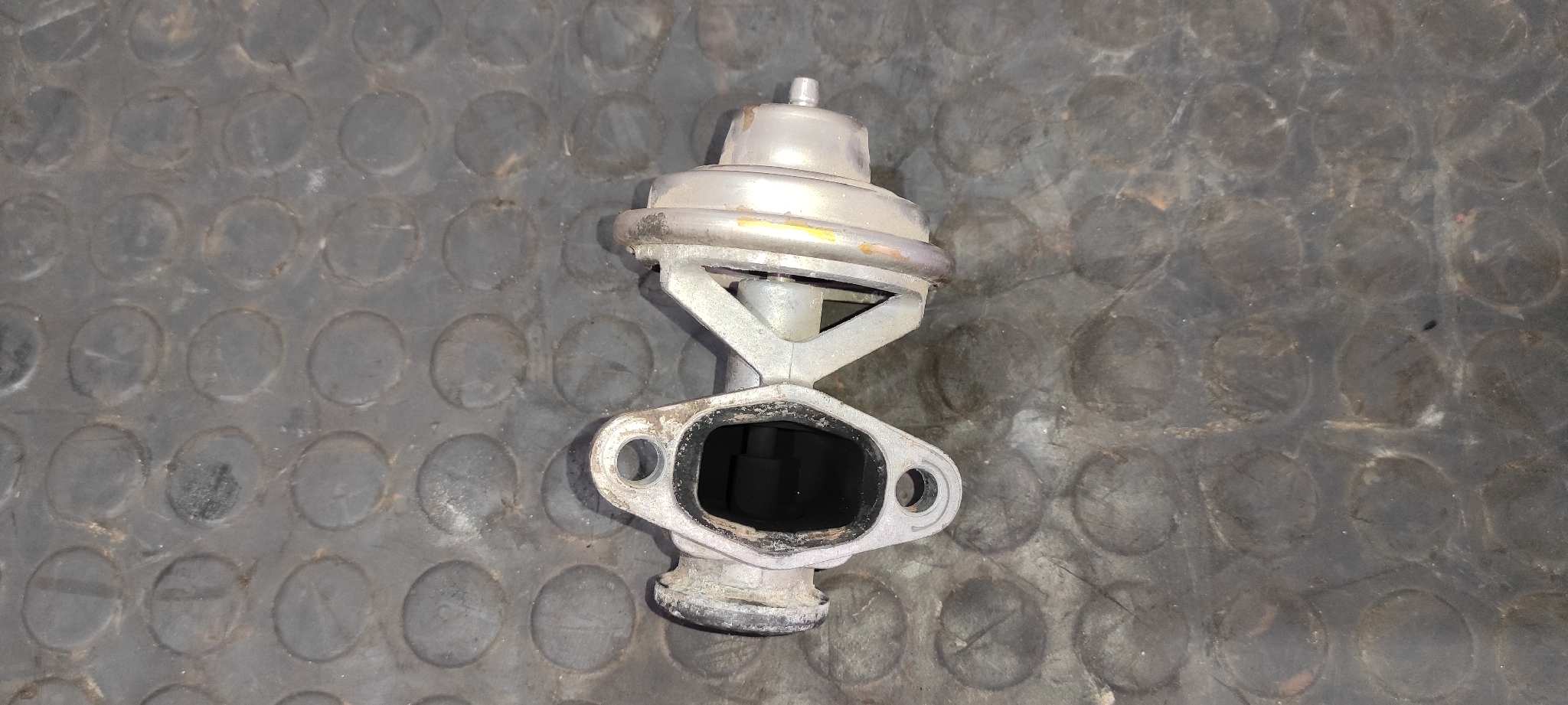 VALVULA EGR MERCEDES-BENZ CLASE E (W210) BERLINA DIESEL - vista 6