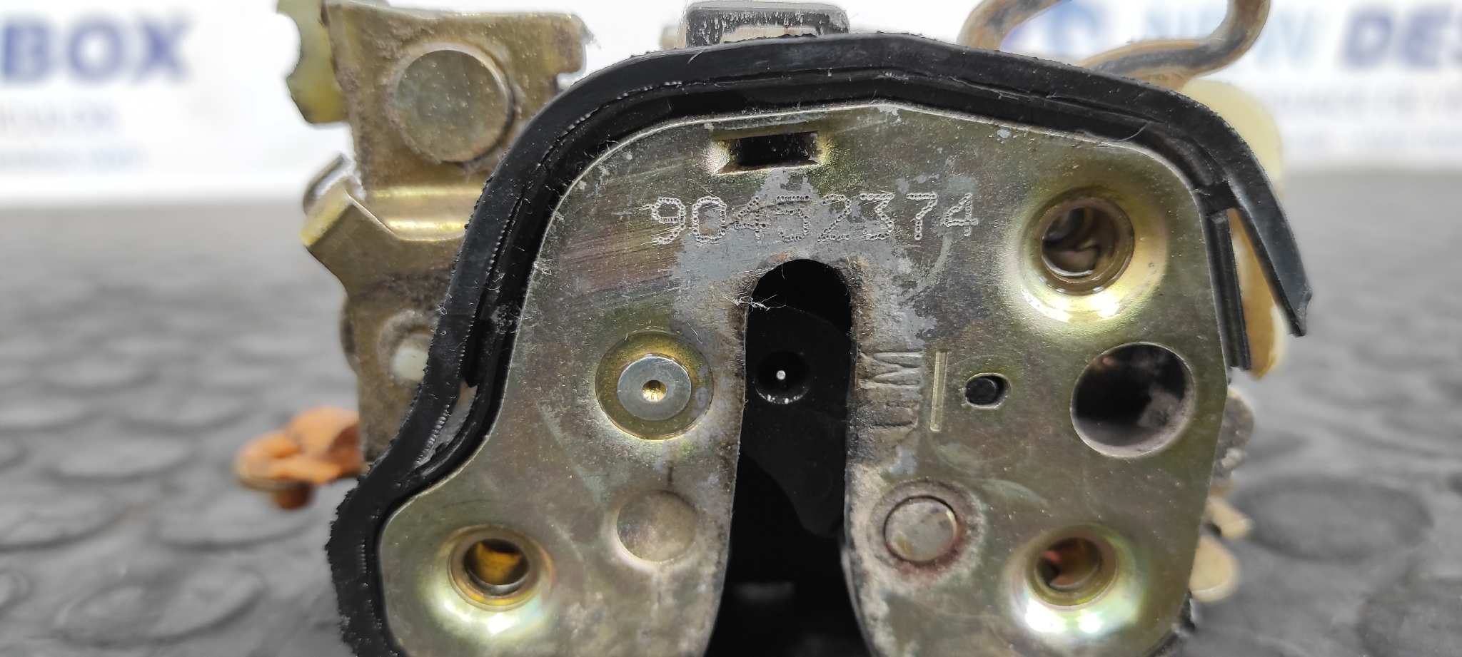 CERRADURA PUERTA DELANTERA DERECHA OPEL COMBO (CORSA B) - vista 3