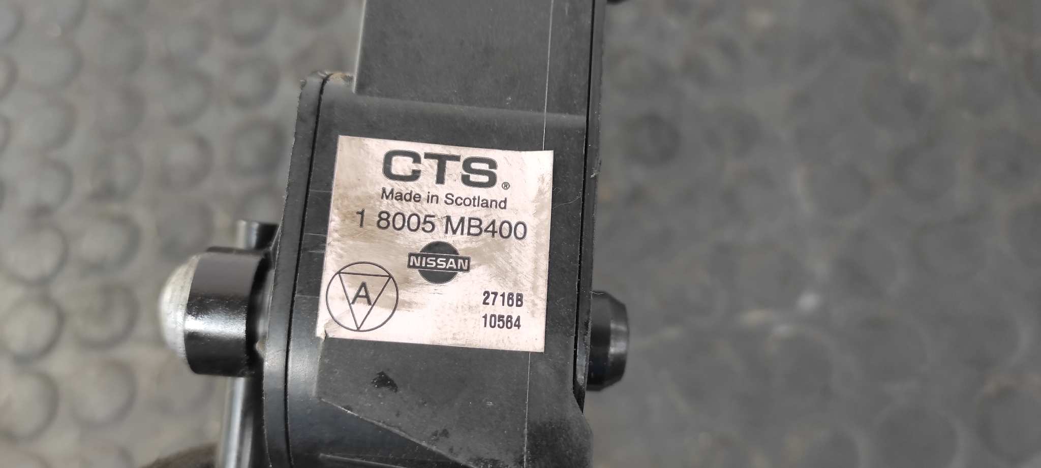 POTENCIOMETRO PEDAL NISSAN CABSTAR - vista 2