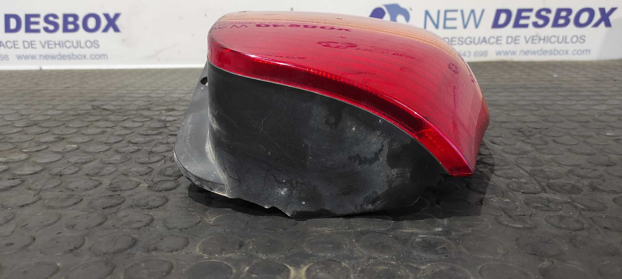 PILOTO TRASERO IZQUIERDO SEAT AROSA (6H1) - vista 3