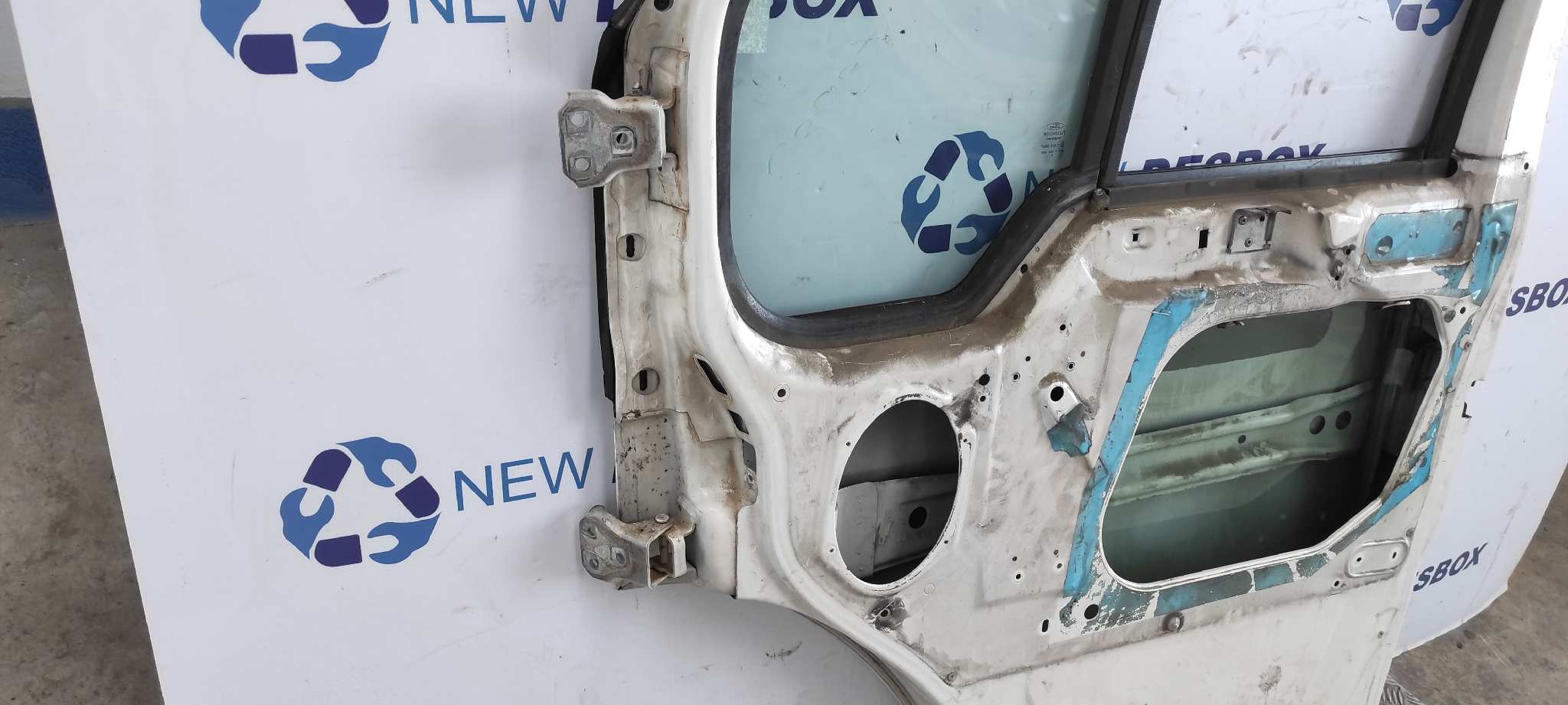 PUERTA DELANTERA DERECHA FORD TRANSIT CAJA CERRADA, LARGA (FY) (2000 =>) - vista 3