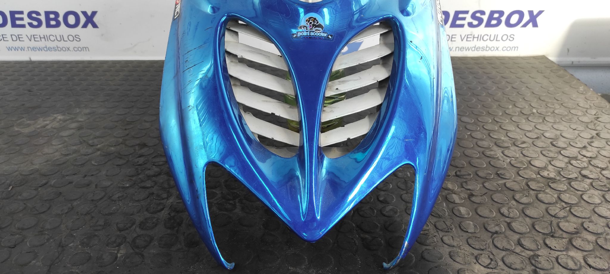 PANEL FRONTAL YAMAHA AEROX 50 - vista 3